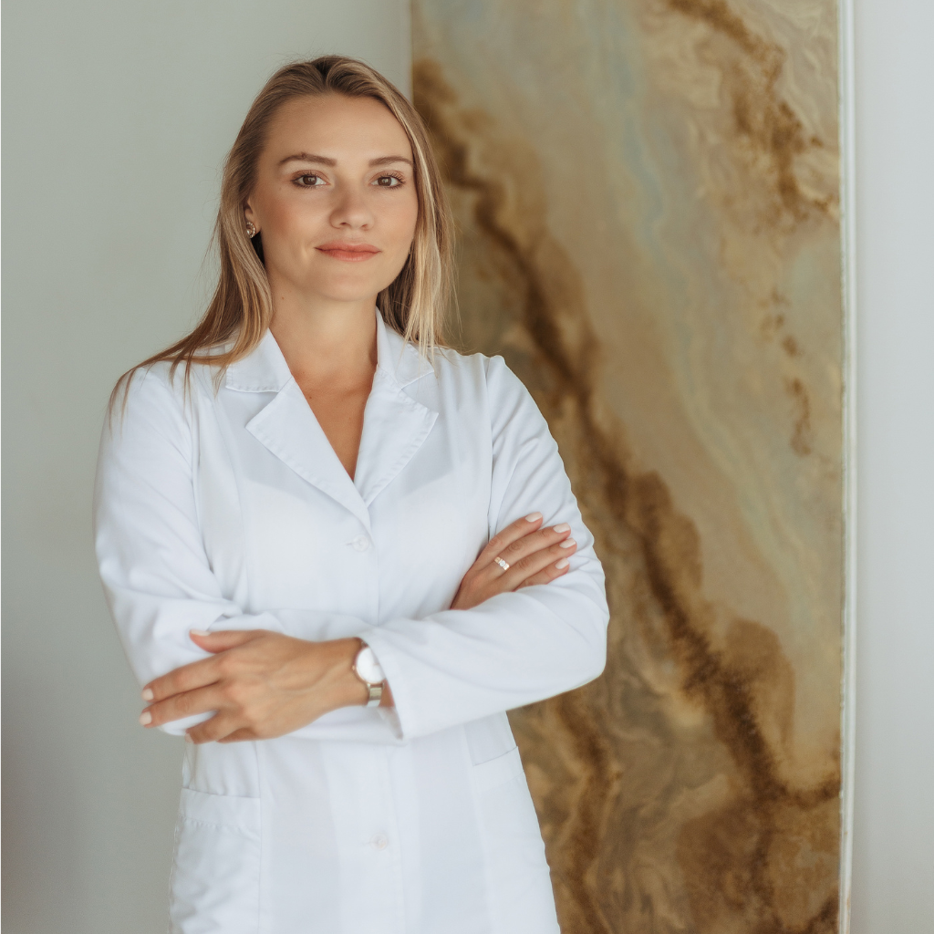 Dr. Julia Soruchan - Dermatóloga y Tricóloga